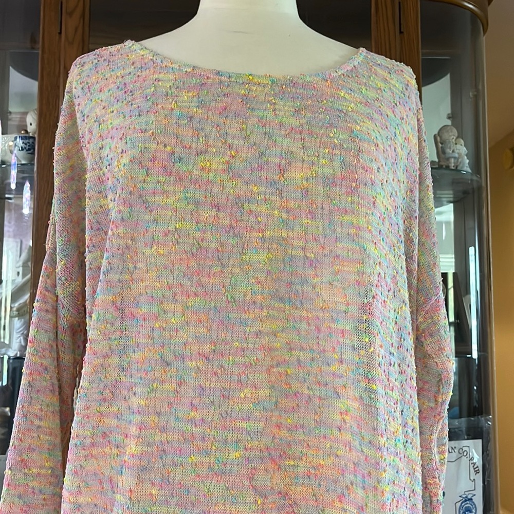 PRETTY PASTEL COLORED SHEER SCOOP NECK SWEATER!